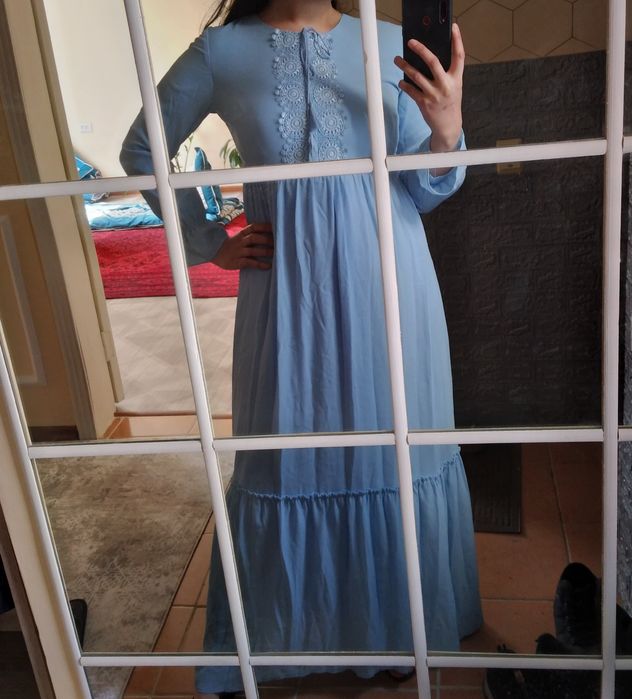 Платье небесного цвета. Одевалось 1 раз.