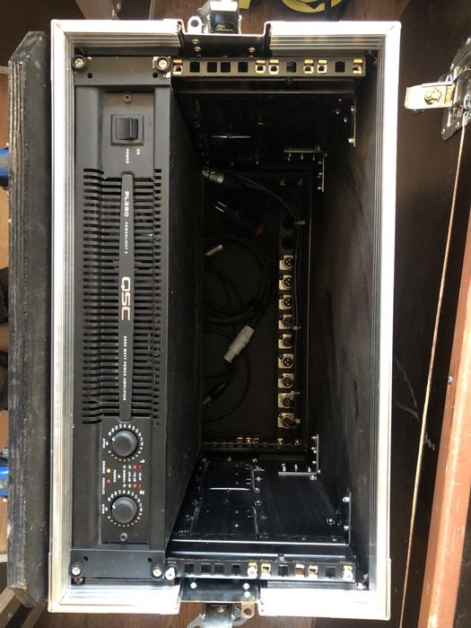 QSC PL 380  Amplificator