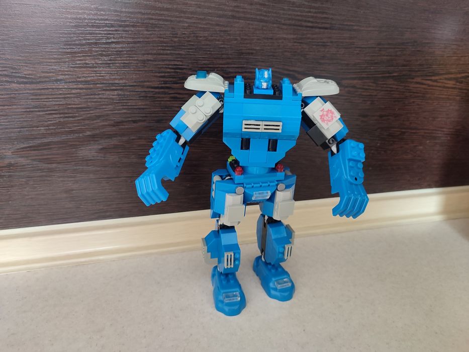 Конструктор lego Лего большой Робот