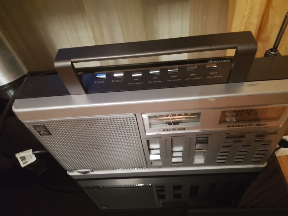 GRUNDIG Satellit 300