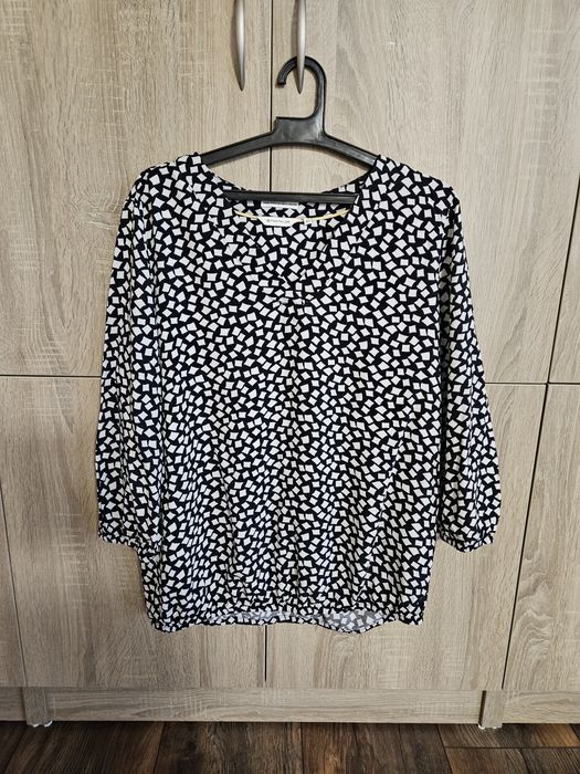 Блузки L- ХЛ    по 5 лв. брой