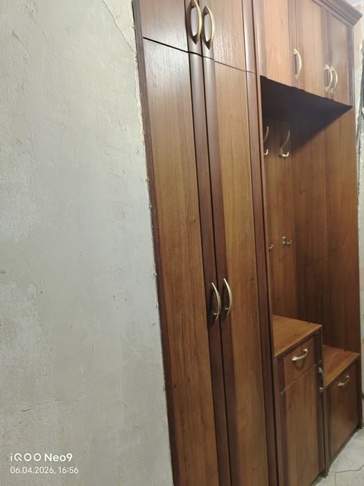 Продам прихожку 150 х 231 см