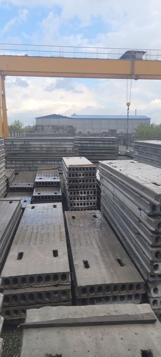 12 м плиты перекрытия.