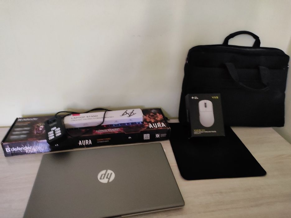 Hp ryzen 5 8/512