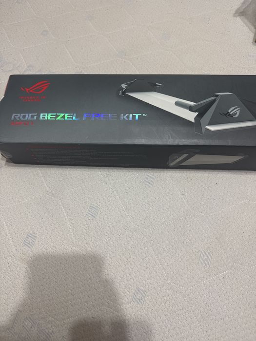 Asus ROG Bezel Free Kit model ABF01
