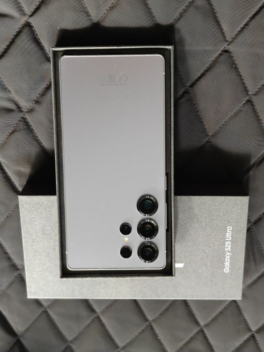 Samsung S25 Ultra 256 gb Ram 12 5G