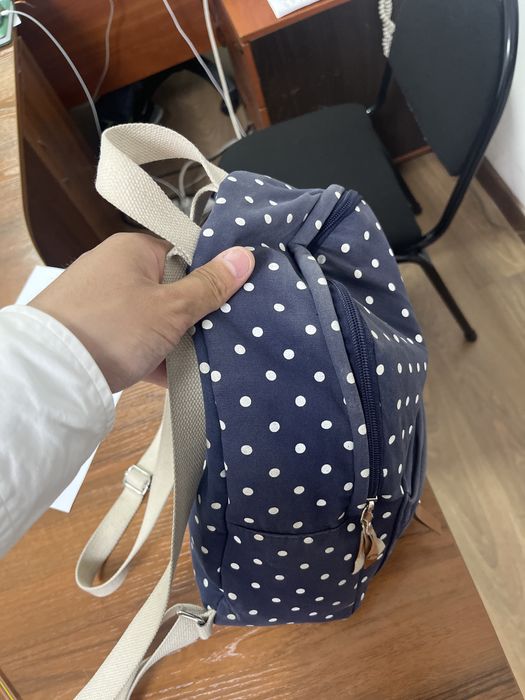 продам  повседневный  рюкзак