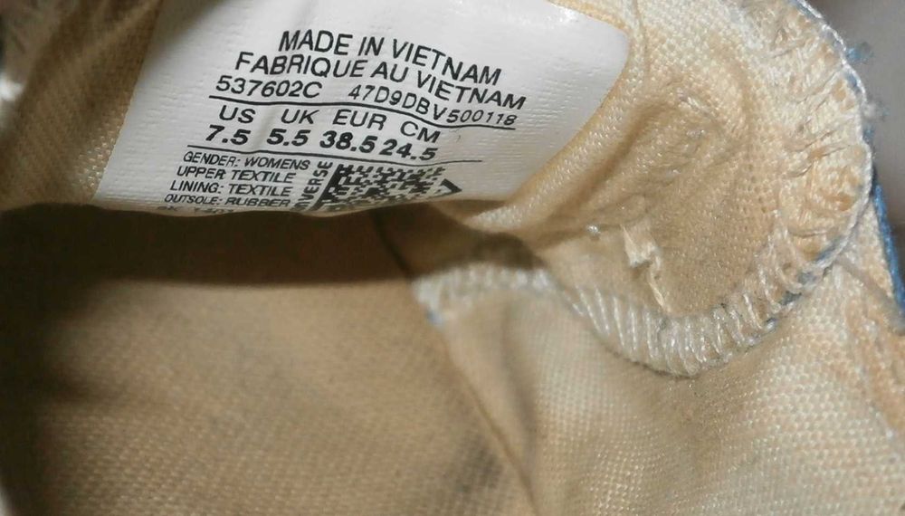 Tenisi Converse Chuck Taylor ALL Star Ballet model deosebit