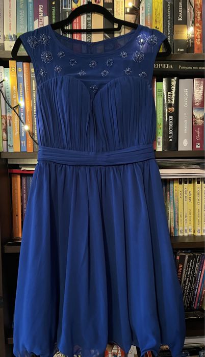 Официална къса рокля