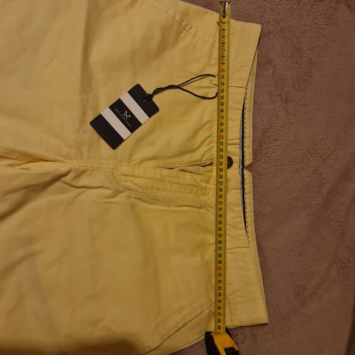 Pantaloni scurti pentru bărbați