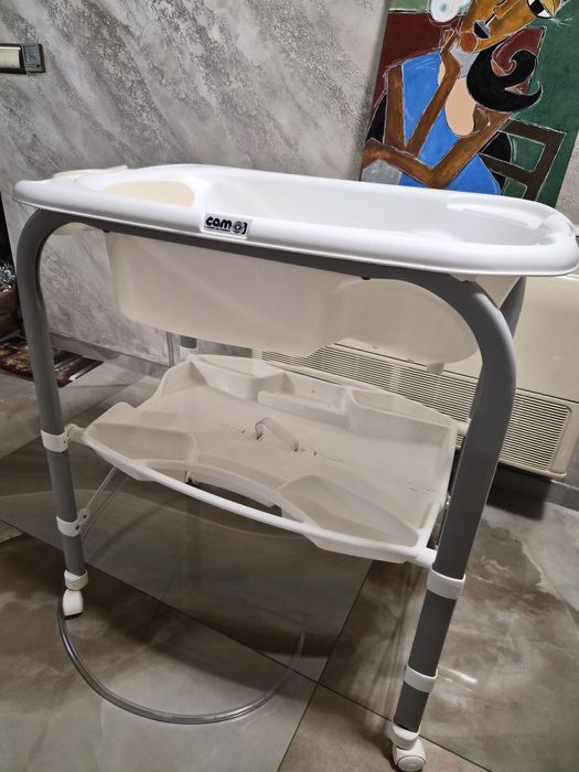 Бебешка вана със стойка и повивалник Cam