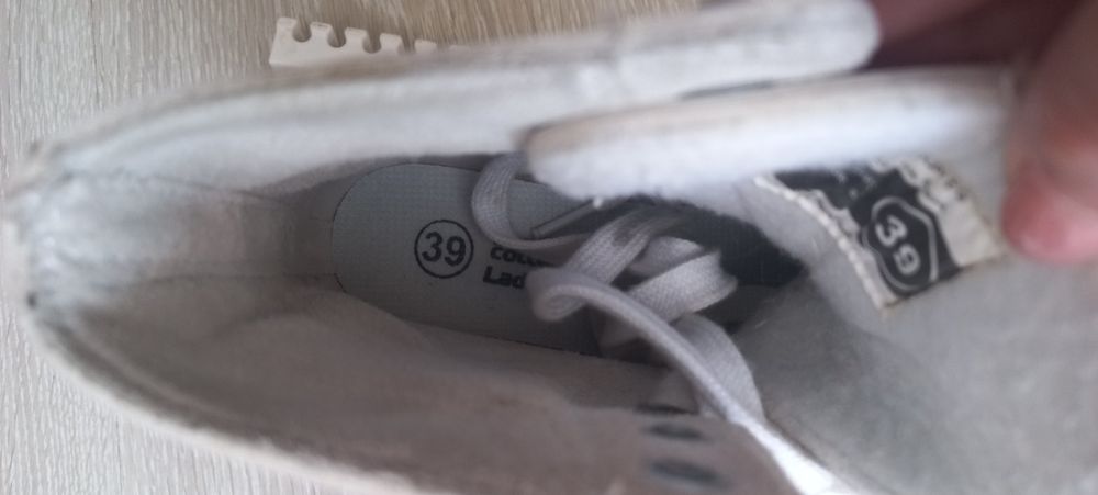 Коньки размер 39