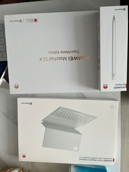 Tabletă Huawei MatePad 12 X + accesorii – ca nouă!