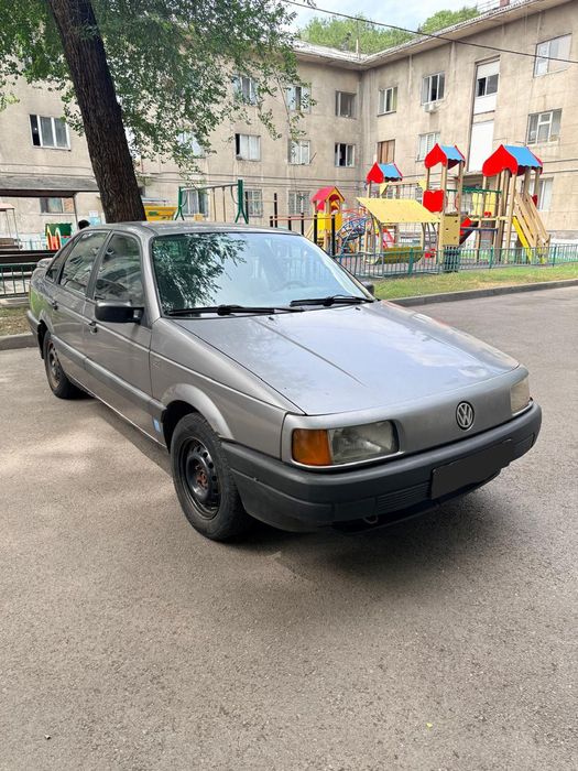 Продам Volkswagen Passat b3 седан