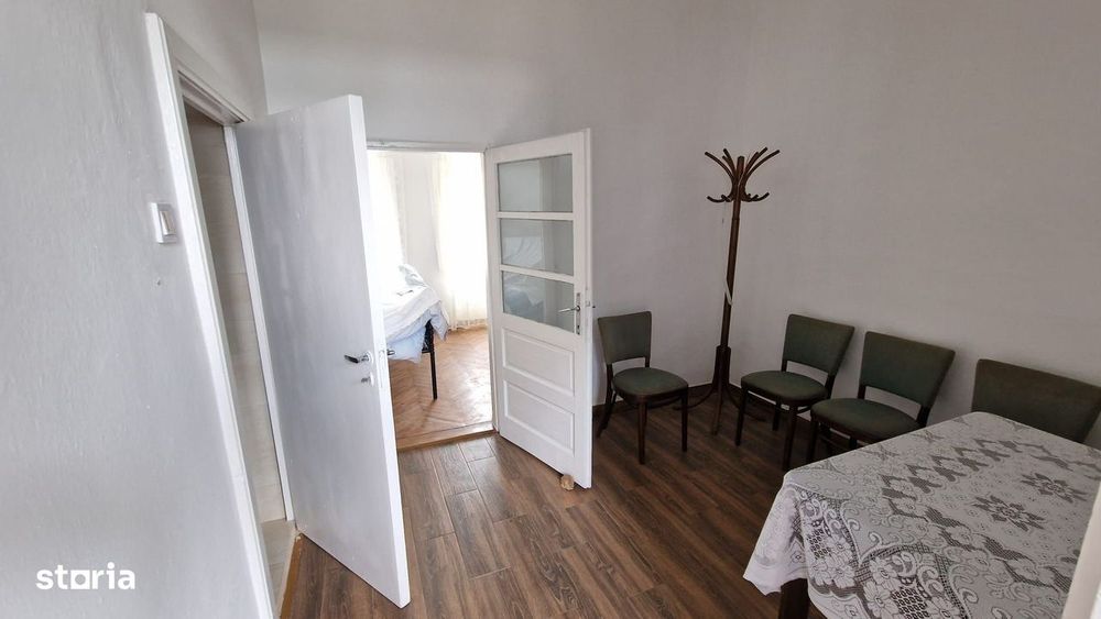 De vânzare – Casă boierească, Sat Giulvăz (jud. Timiș)