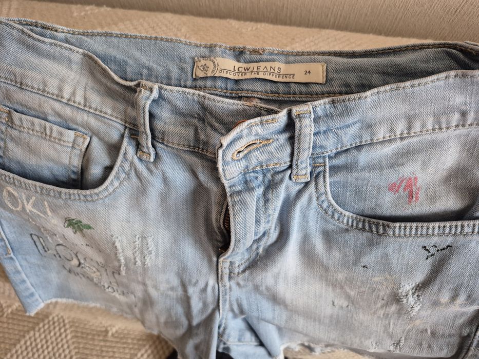 Къси дънкови панталонки