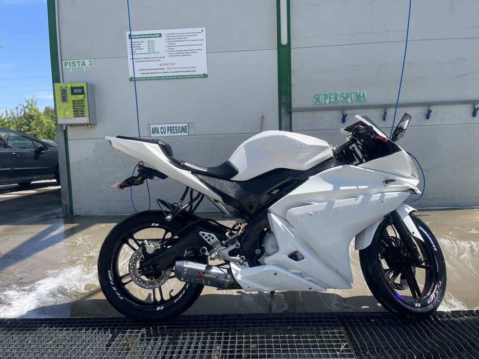 Yamaha YZF R125