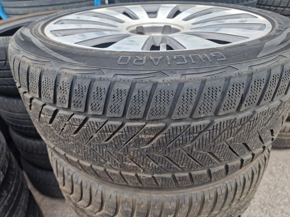 Гуми с Джанти за Audi A8 255/40 R19 Vredstein