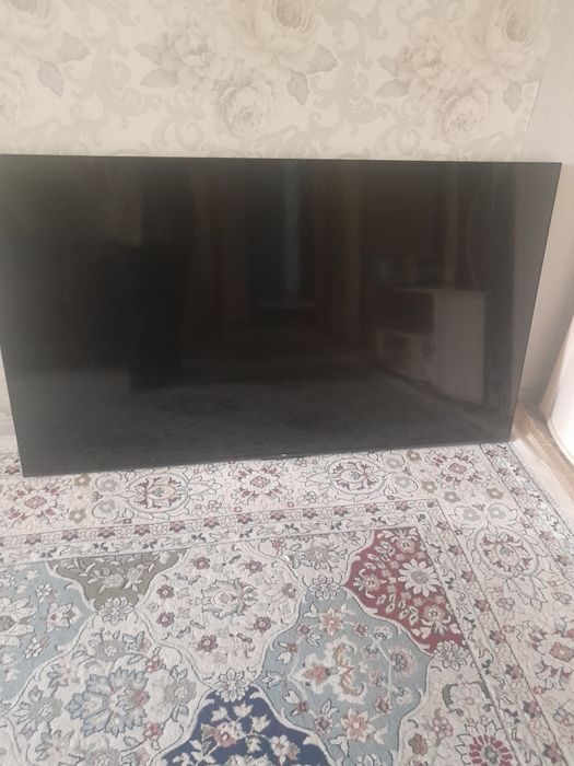 Телевизор продаётся TCL