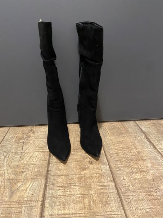 Cizme Benvenutti, piele întoarsă, in stare perfecta