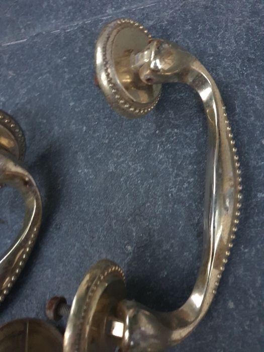 Стари бронзови дръжки за врати