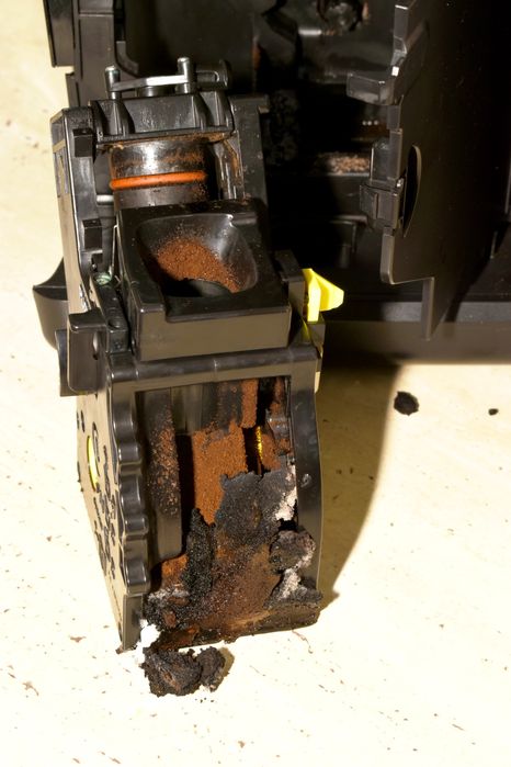 Reparatii espressoare de cafea Philips,Jura,Saeco,DeLonghi,Bosch etc