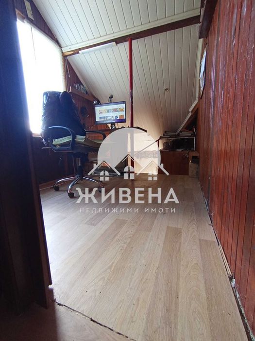 Продава къща в м-т Акчелар