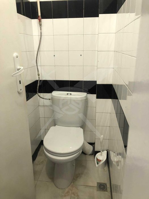 Дава се под наем Тристаен апартамент в Варна, Център - 65 кв.м за 475 € - Снимка #4