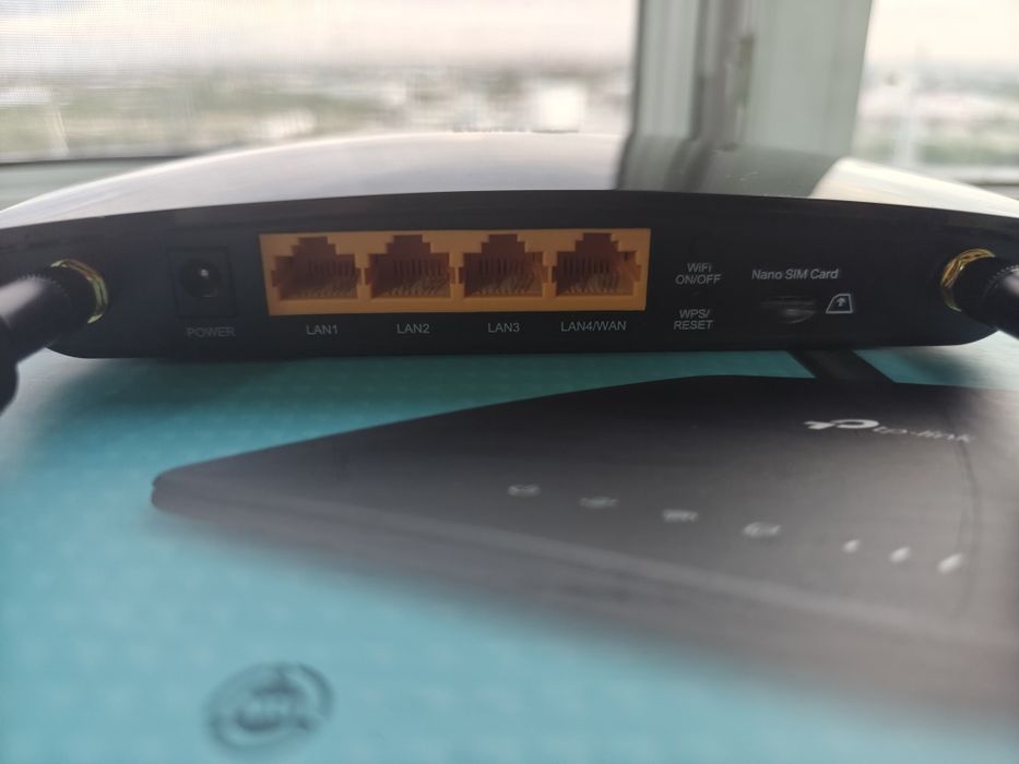 Продам роутер TP-Link Archer MR400
