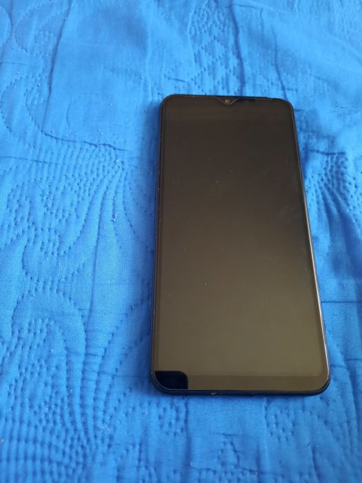 Продам OPPO A5s.
