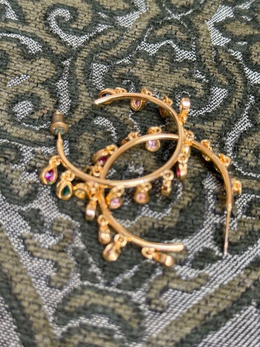 Продам бижутерию разную