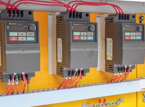 Автоматический кромкооблицовочный станок 568JKGC