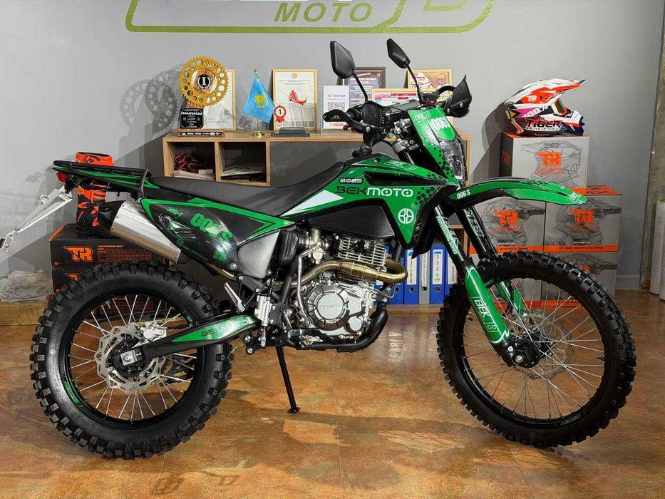 BEKMOTO 006S-F  300 кубовым