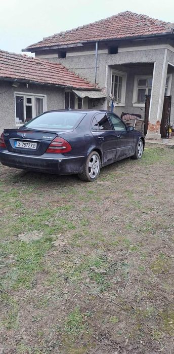 Mercedes Benz E270-2003/2.7 CDI/177cc-всичко платено БАРТЕР