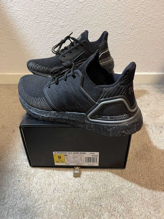 Мъжки маратонки ADIDAS ULTRABOOST 20 BOND 007  Оригинални  EU40