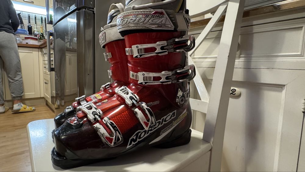 Vand clapari NORDICA Speedmachine 110