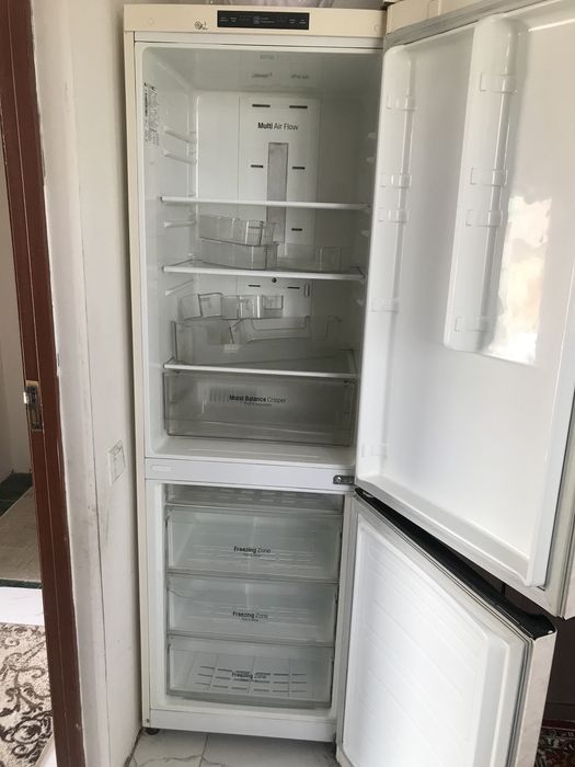 Холодильник LG буу