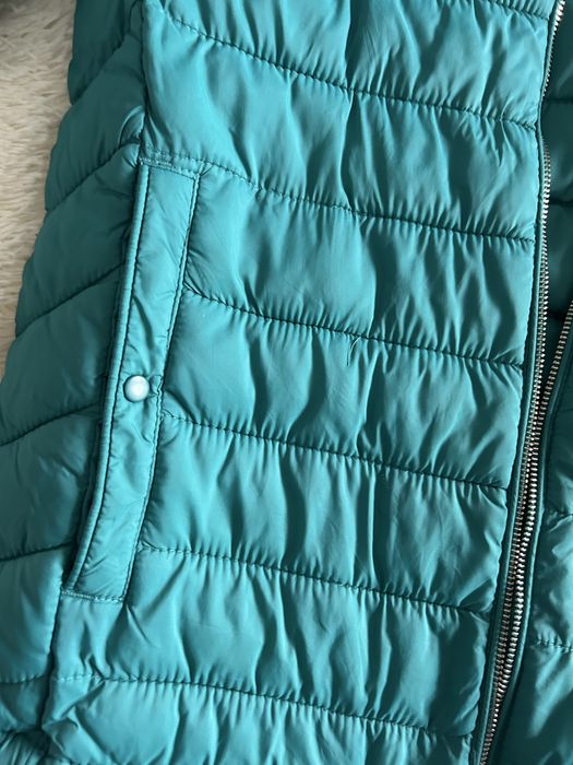 Geaca intermediara marca Pull&Bear culoare verde marimea S