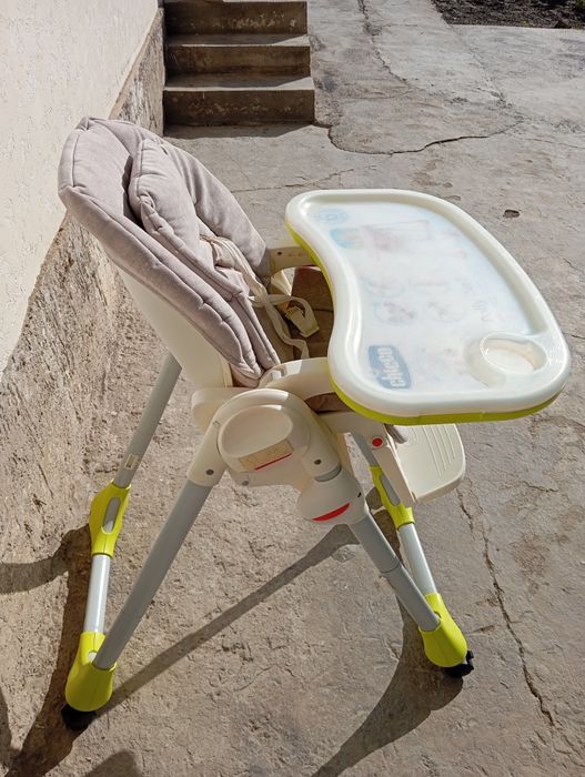 Детский стульчик для кормления