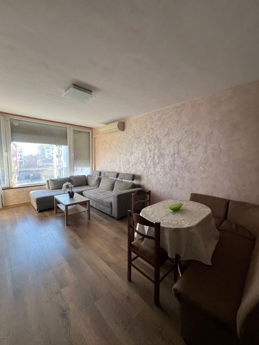 Дава се под наем Двустаен апартамент в София, Кръстова вада - 60 кв.м за 777.75 € - Снимка #1