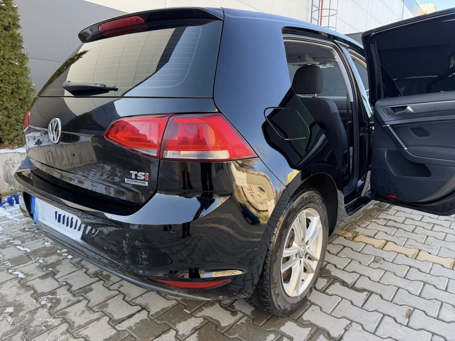 Продавам  VW golf 7