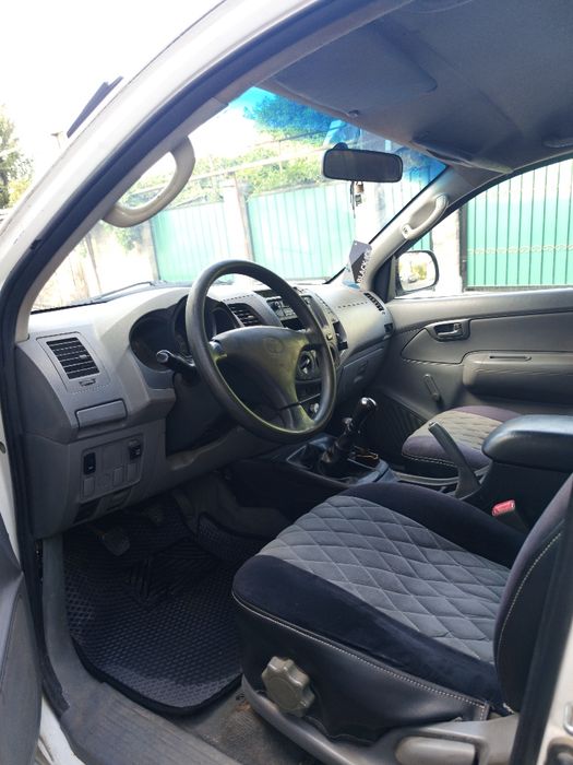 Продам TOYOTA Hilux