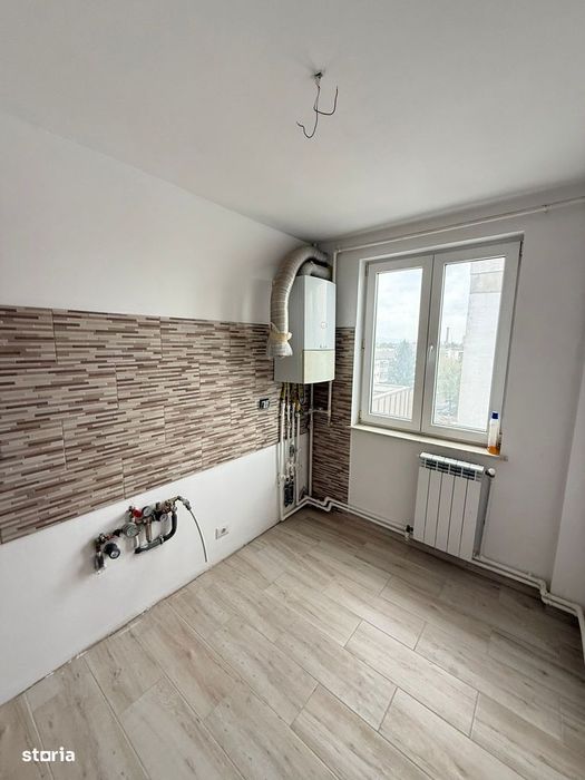 2 DECOMANDATE renovat, luminos, Orizont