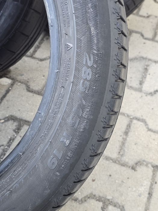285 45 19 Michelin
