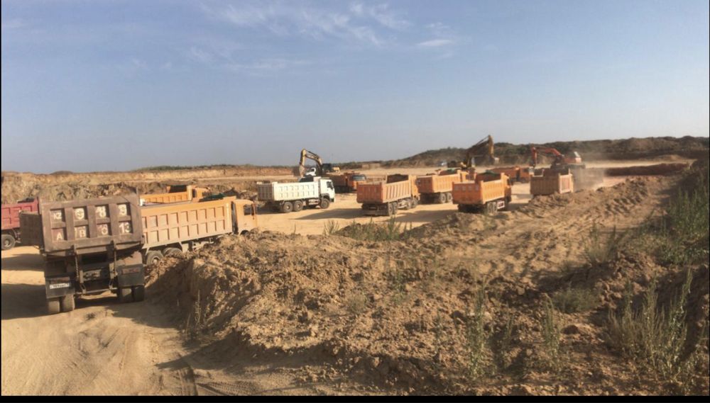 Рыжий грунт доставка.