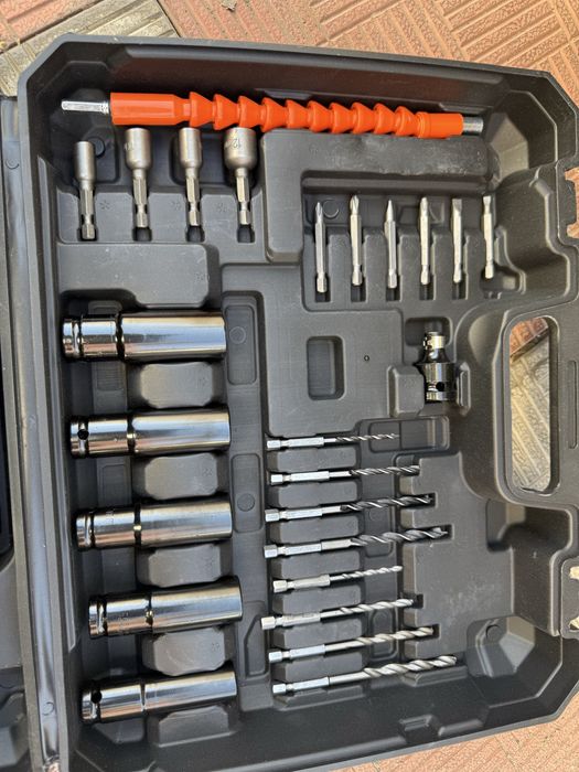 Гайковерт аккумуляторный