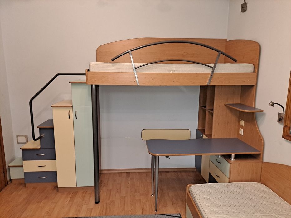 Двуетажно детски обзавеждане