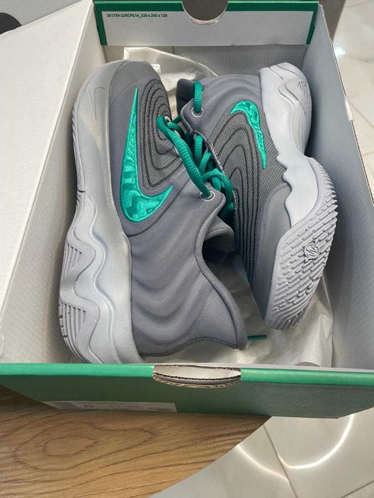 Sneakers Nike originali, noi, marime 38,5