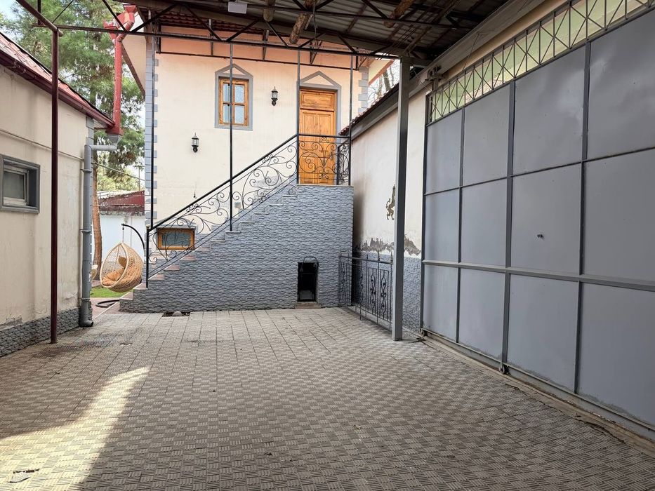 Срочно Сдаётся участок Саракулька Узбум 8-сотк 2-этажный 6-ком 4-сан