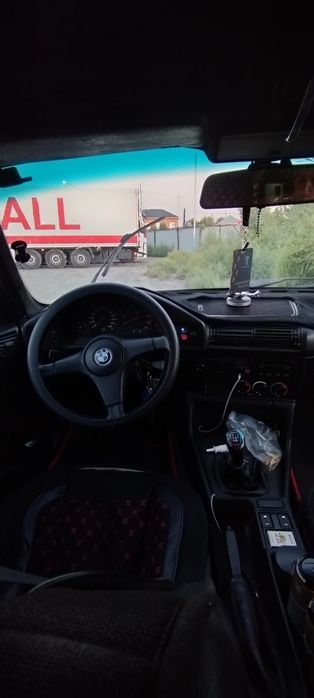 Продам машину BMW